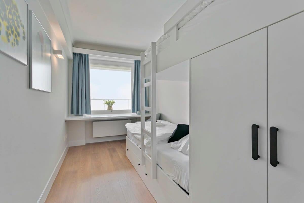 Huswell - Panoramic Seaview Apartment In 'T Zoute Knokke-Heist Eksteriør billede