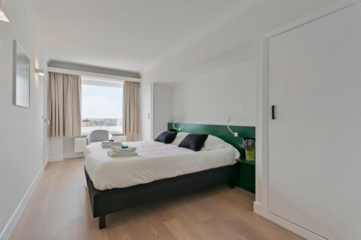 Huswell - Panoramic Seaview Apartment In 'T Zoute Knokke-Heist Eksteriør billede