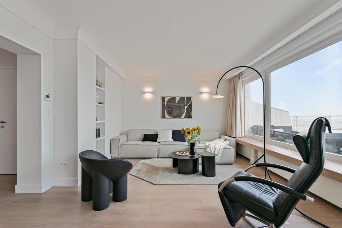 Huswell - Panoramic Seaview Apartment In 'T Zoute Knokke-Heist Eksteriør billede